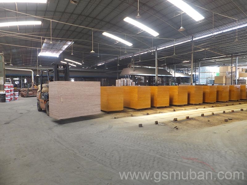 建筑模板一次成型與二次成型有什么區(qū)別? 建筑模板一次成型與二次成型有什么區(qū)別?